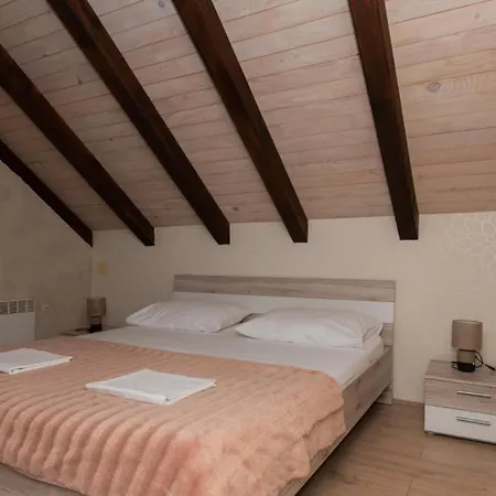 Villa Toni - Makarska By Guide *
